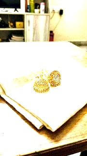 The original photo — jhumka.